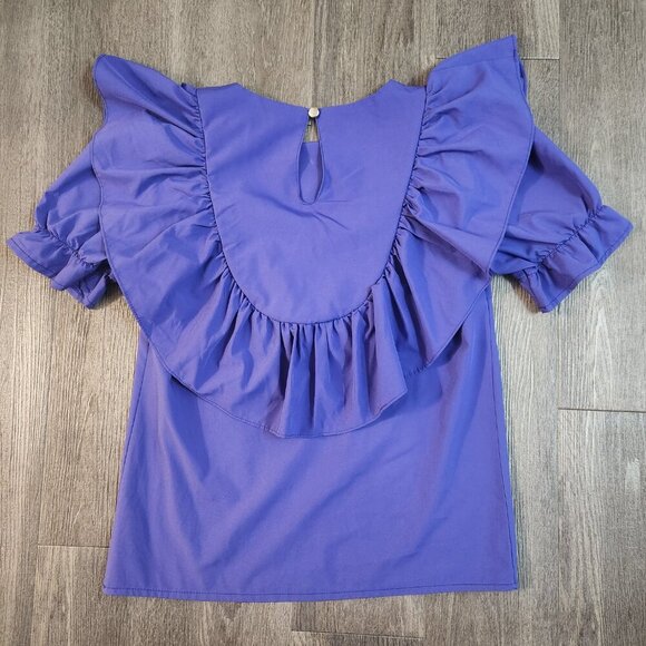 Vintage 80s purple short-sleeved top with puffy sleeves and big ruffled collar - Picture 10 of 14